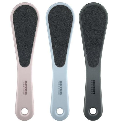 Терка Beter (Бетер) для ніг з ергономічною ручкою, в асортименті в місті Перещепине : ціни, характеристика.  - фото №1 Терка Beter (Бетер) для ніг з ергономічною ручкою, в асортименті в місті Перещепине : ціни, характеристика.