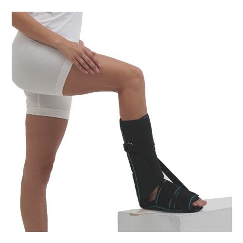 Деротаційний чобіток універсальний чорний (р.1) в місті Канів : ціни, характеристика.  - фото №1 Деротаційний чобіток універсальний чорний (р.1) в місті Канів : ціни, характеристика.