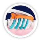 Зубна щітка Oral-B Pro-Expert Pro-Flex середньої жорсткості в аптеці foto 3